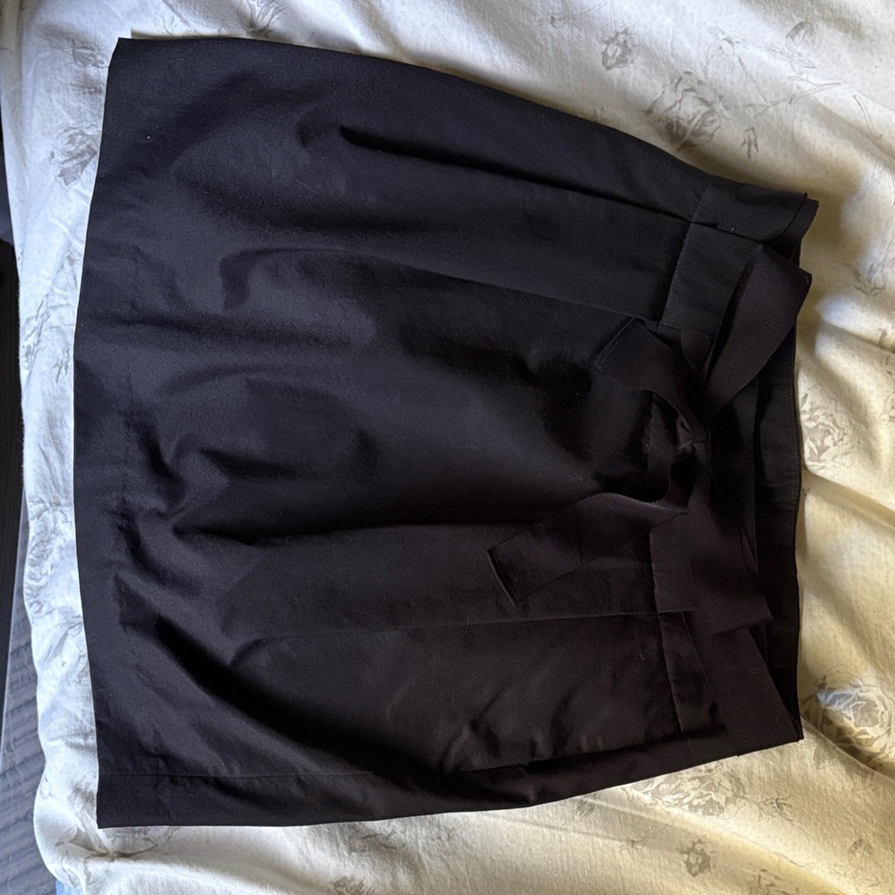 Banana Republic Elegant Black skirt